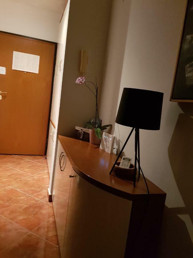 Studio Legend روفينج المظهر الخارجي الصورة